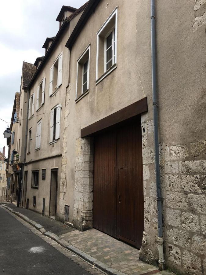 Cocon A Bulles Chic Vue Cathedrale Avec Spa-jacuzzi * Chartres
